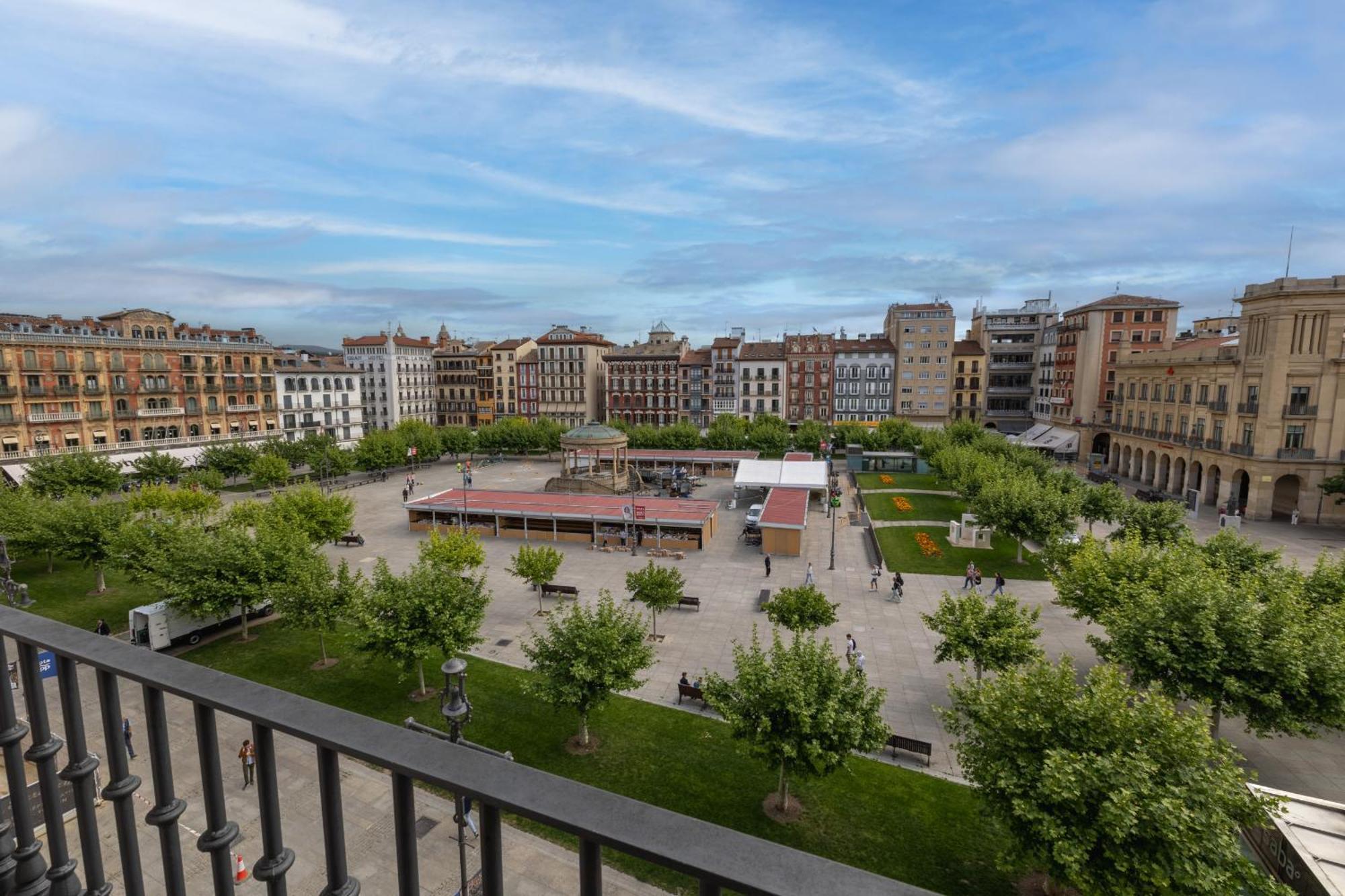 Апартаменты Tuapartamento Gran Boutique - Centro Ciudad Plaza Del Castillo Памплона Экстерьер фото